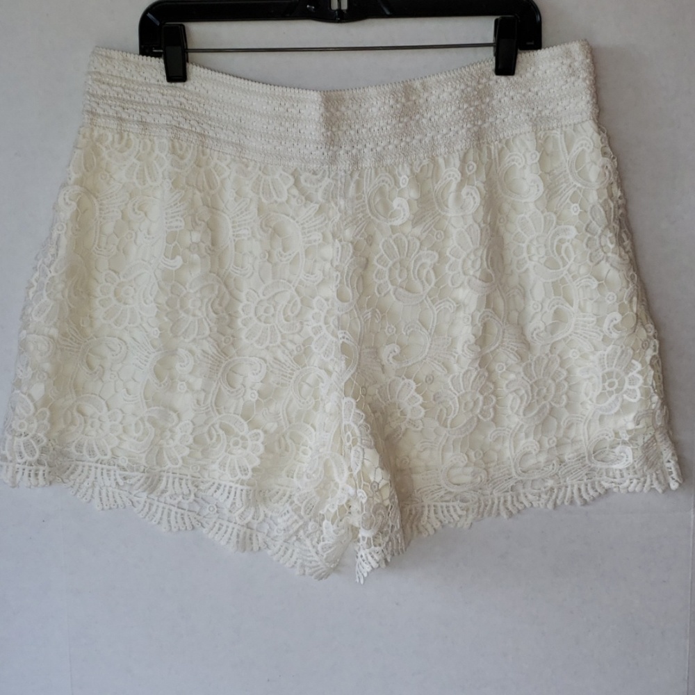 eye candy Crochet Shorts